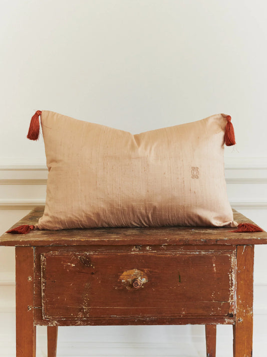 Pute Silk Cushion – Dusty Pink