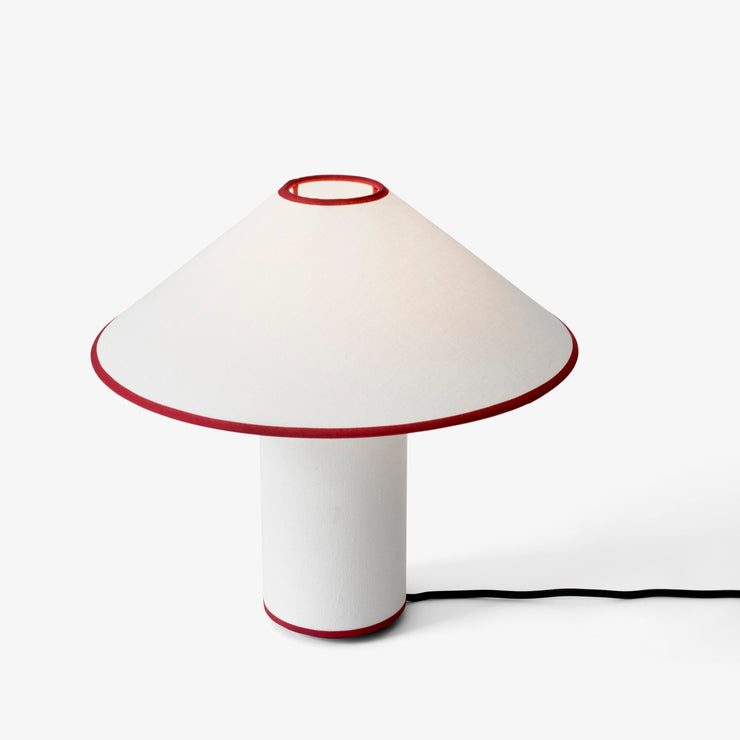 Bordlampen Colette ATD6 fra &tradition i variant White & Merlot