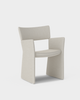 Spisestol Crown Armchair fra Massproductions i tekstilet Shell 7757/03 fra Romo Ruskin. 