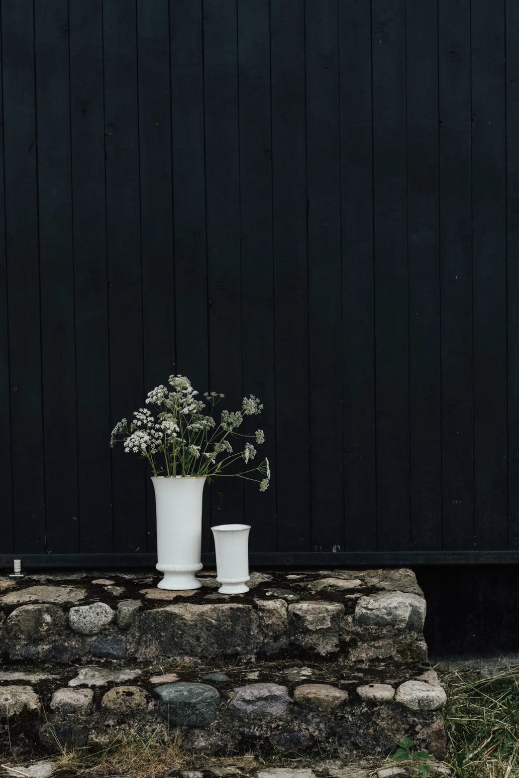 Vase Antoinette fra Olsson & Jensen i stor og liten utgave