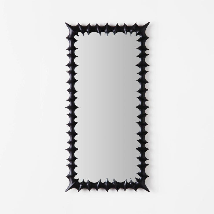 Speil Brutalist Mirror fra Dusty Deco i svart i stor størrelse, 80x160 cm