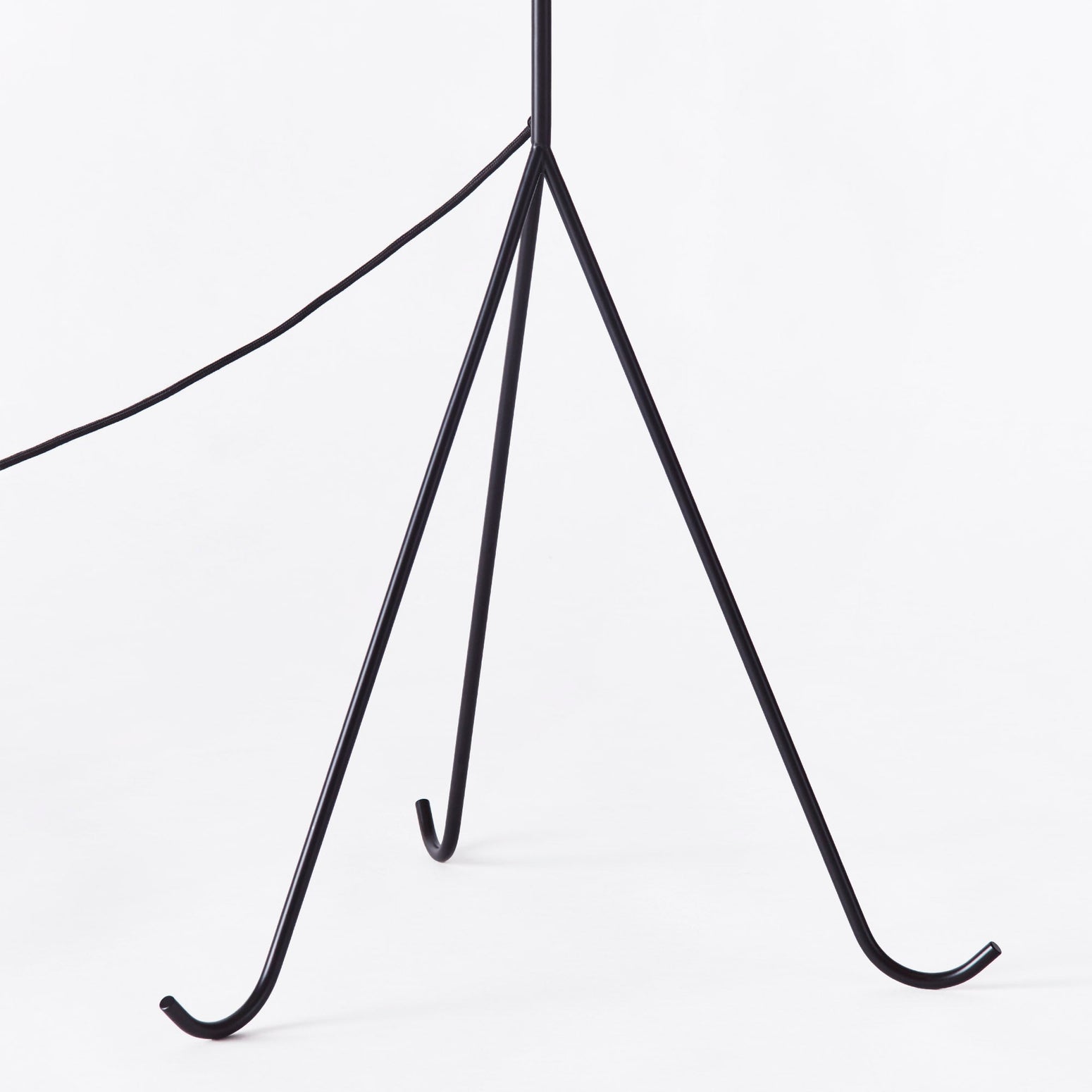 Svart understell, Geraldine fra Dusty Deco