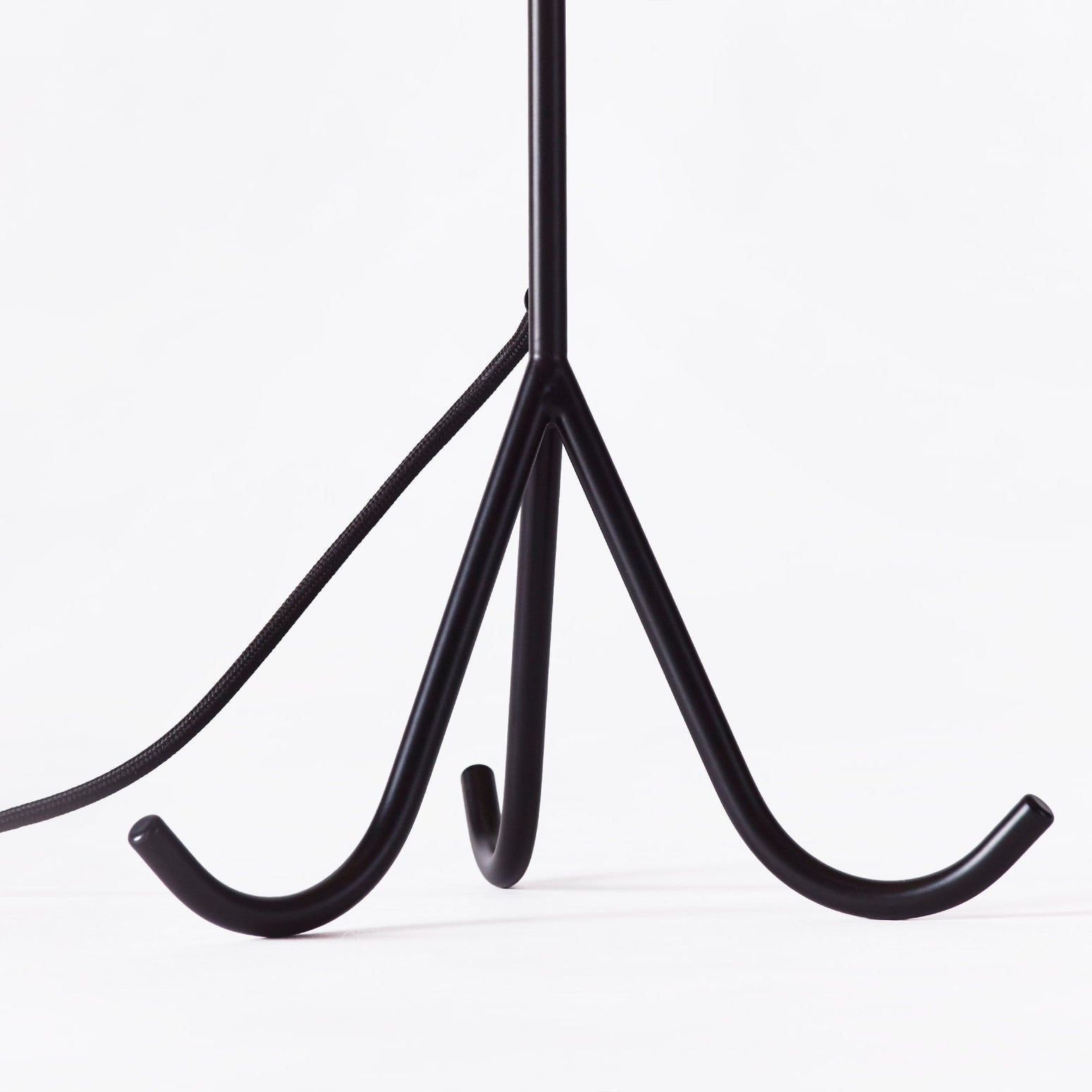 Svart understell, Geraldine fra Dusty Deco