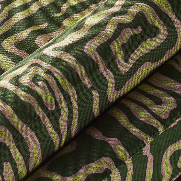 Dagseng V Daybed Beaten Track i Green / grønn fra Dusty Deco.