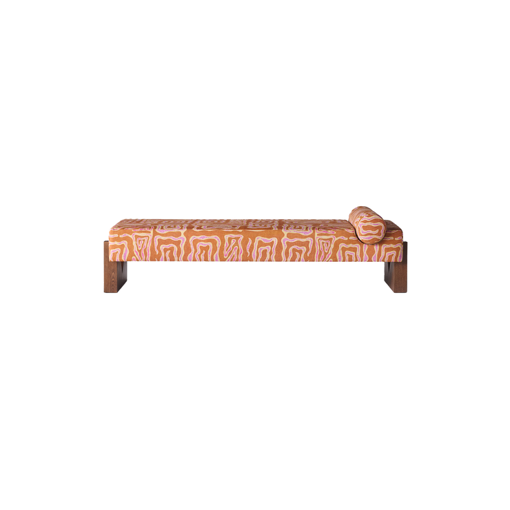 Dagseng V Daybed Beaten Track i Peach / terracotta fra Dusty Deco.
