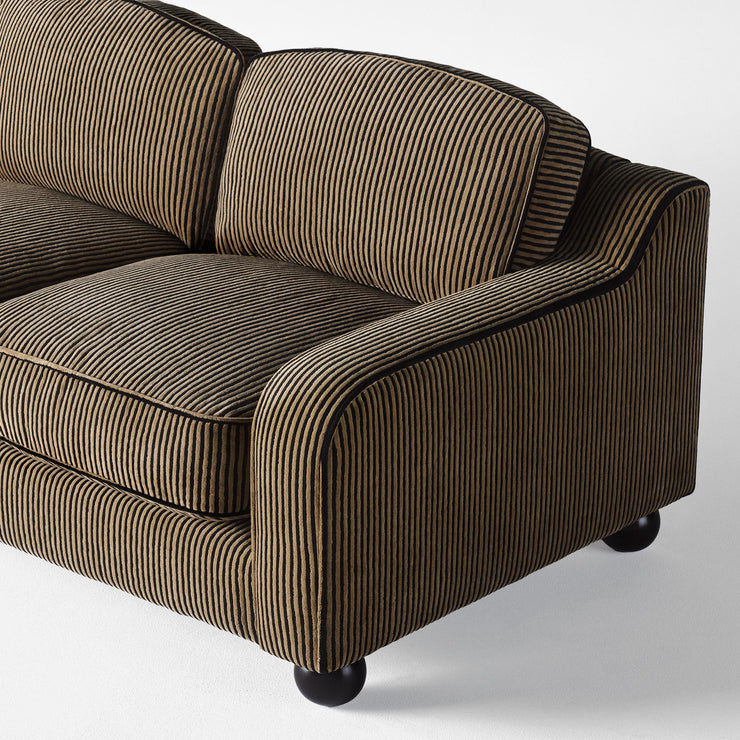 Lola Sofa Striped fra Dusty Deco