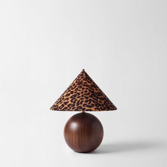 Bordlampe Sphere Leopard fra DustyDeco