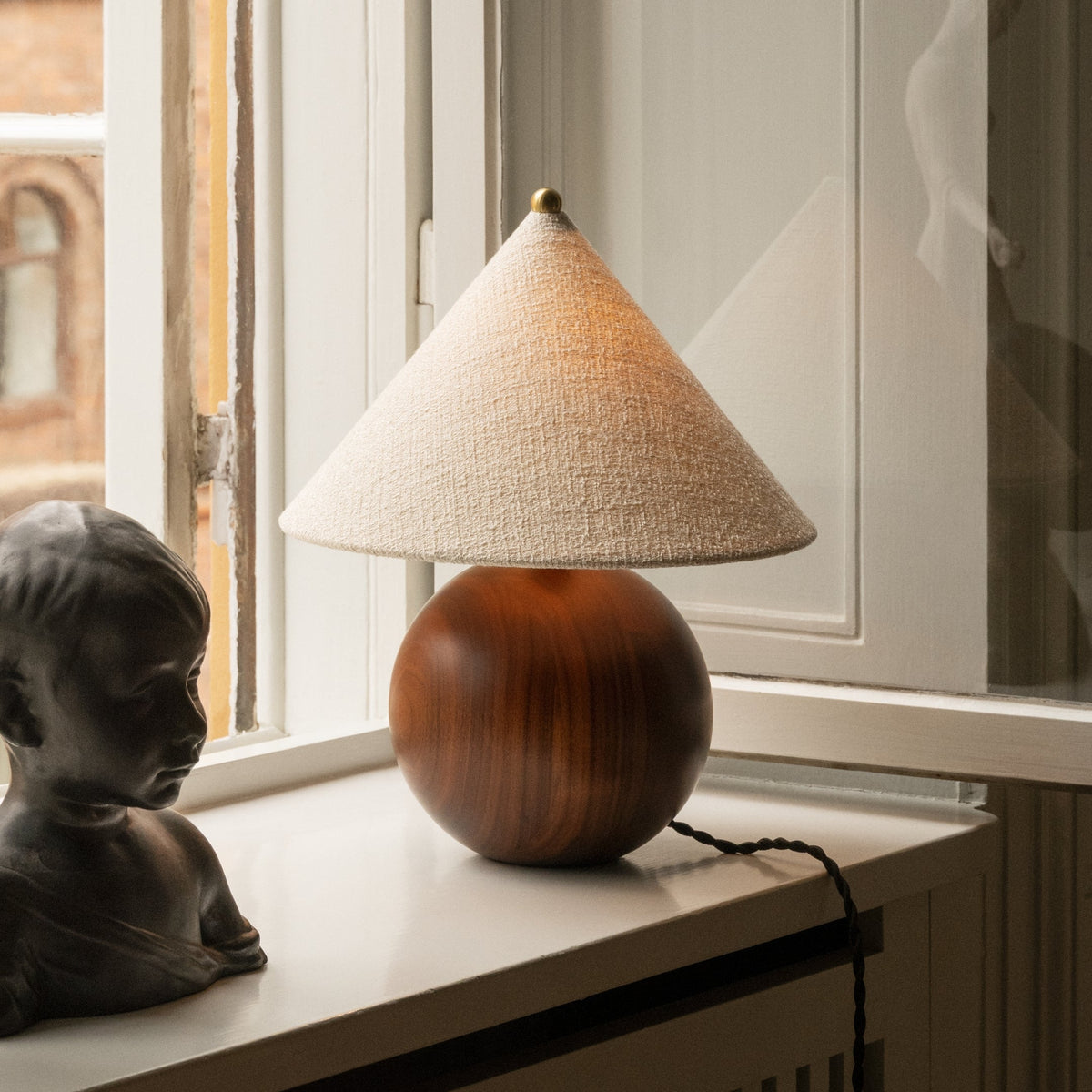 Bordlampe Sphere fra DustyDeco