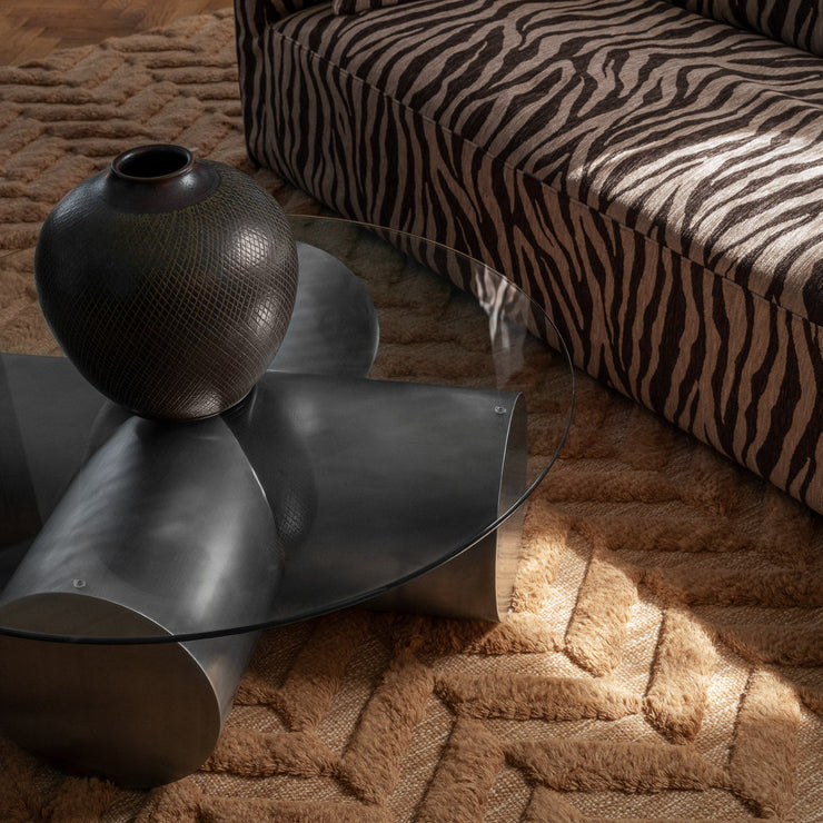 Teppet Herringbone Rug fra Dusty Deco Brown / brunt teppe