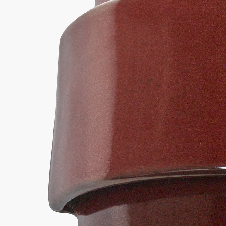 Vegglampe James fra Serax i rustfarget glasert keramikk