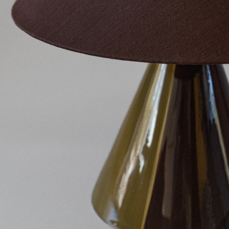 Alle lamper fra Mattina Moderna håndlages i Portugal, og kommer som designeren Clémentine Poncin sier i et ultrabegrenset opplag. Så her gjelder det å ikke nøle om du blir like forelsket som oss!