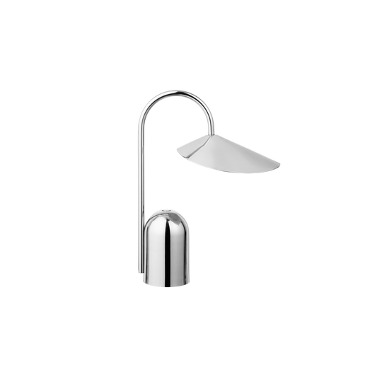 Oppladbar bordlampe Arum Portable Lamp fra Ferm Living.