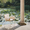 Spisestolen Tropique Dining Chair designet i 1951 av Mathieu Matégot er  inspirert av den glamorøse og avslappede kystlivsstilen på den franske rivieraen i etterkrigstiden. 