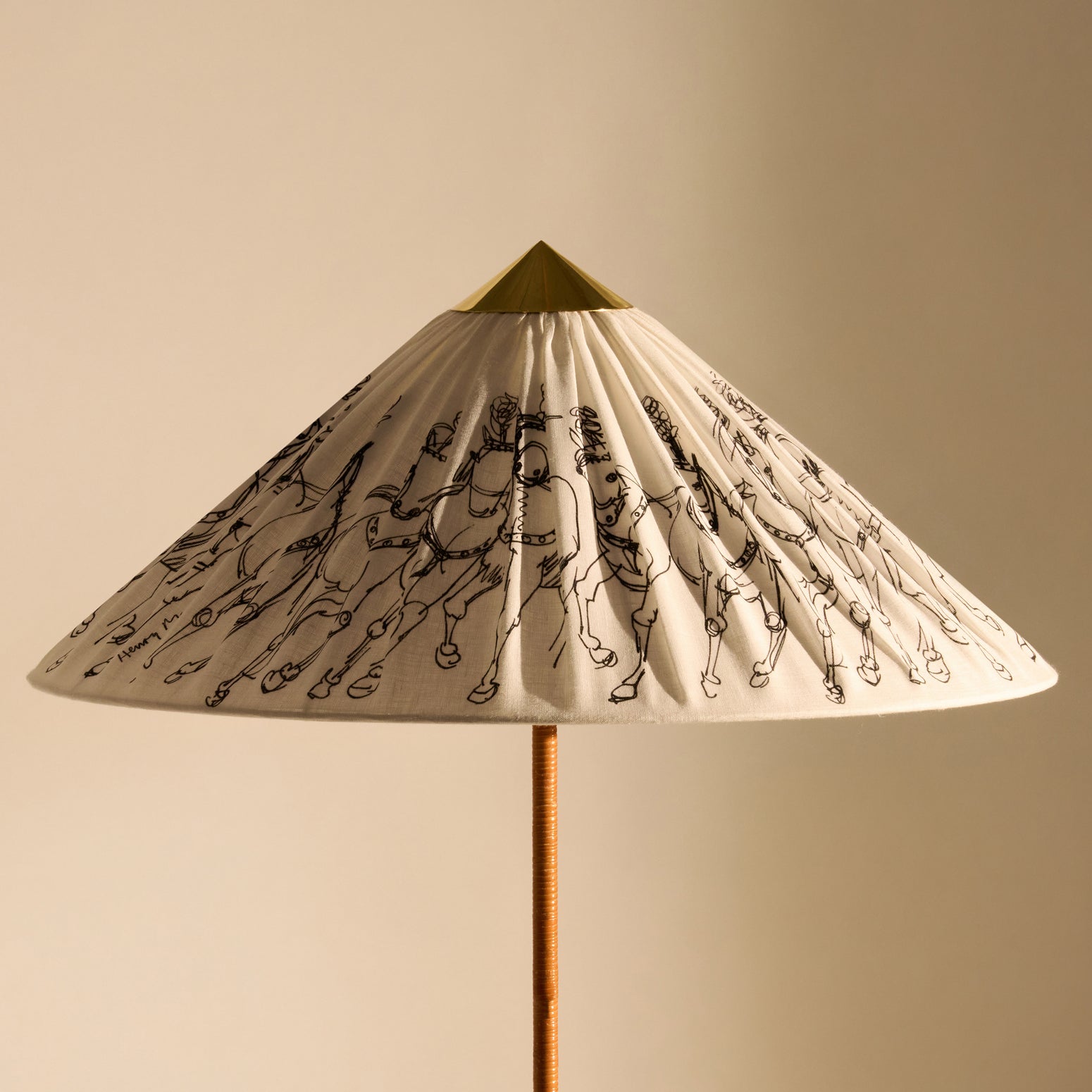 Gulvlampe 9602 Special Edition fra Gubi.