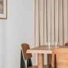 Beige velurgardin fra Gotain