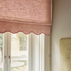 Liftgardin i vevd lin Scallop Edge fra Gotain i fargen Pink / Terracotta
