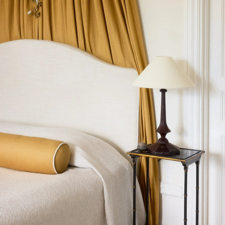 Sengeteppe Bouclé fra Gotain i fargen Benhvit / Ivory