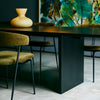 Space Copenhagen så på enkelheten og håndverket til antikke japanske møbler for inspirasjon, og har i sammensetningen av spisebordet Private Dining Table inkludert en tradisjonell japansk sammenføyningsteknikk som en definerende detalj. Så fint!