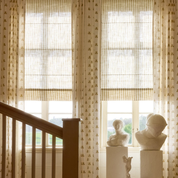 Liftgardin vevd lin Stripe i fargen sennepsgul/ Mustard fra Gotain.