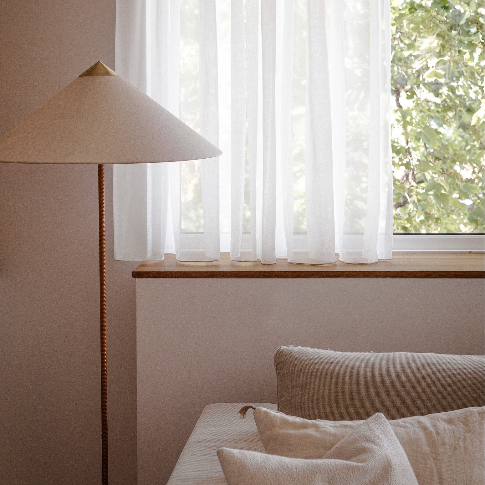 Gardintekstil hotell Flor, farge 01 Hvit