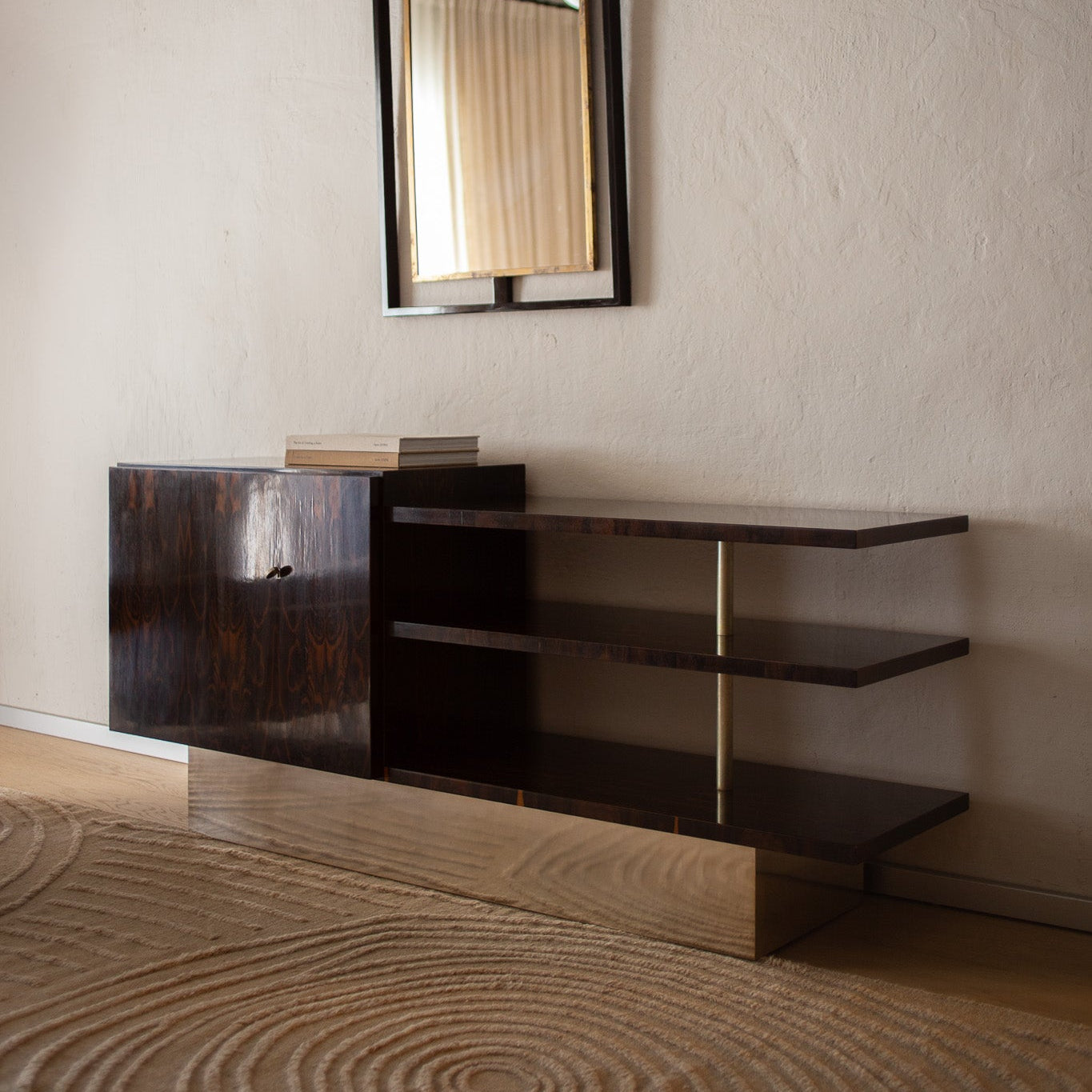 Vintage skjenk Art Deco i mørkt Ziricote-tre og sølvbelagt messing