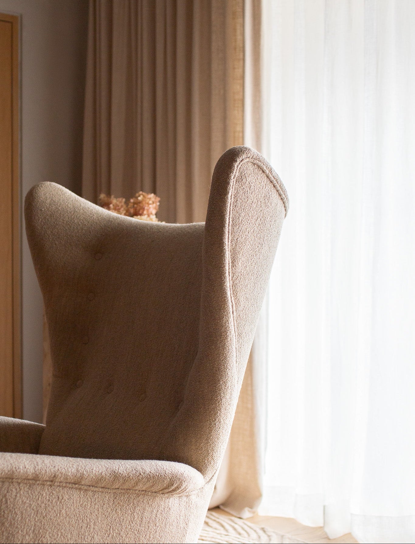 Vintage lenestoler Wingback (sett med 2) i sandfarget ulltekstil