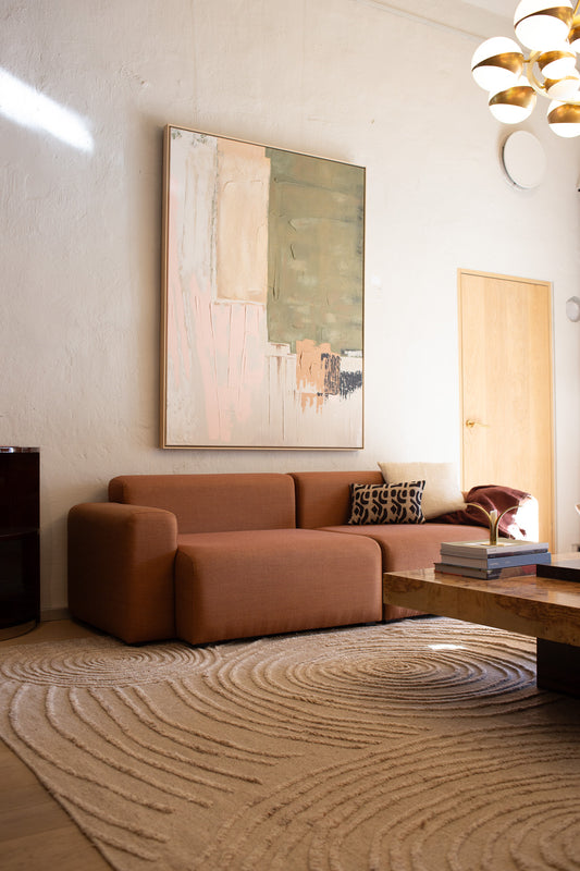 Sofa Mags Low armrest 2,5-seter i rustfarget ulltekstil (utstillingsmodell)