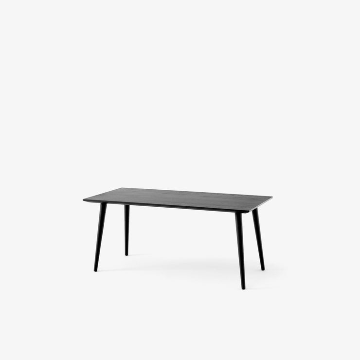 Sofabord In Between SK23 fra &Tradition i svart lakkert eik