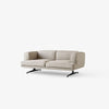 Sofa Inland 2-seter fra &tradition med svarte ben og tekstilet Ecriture 0240 (PG4)