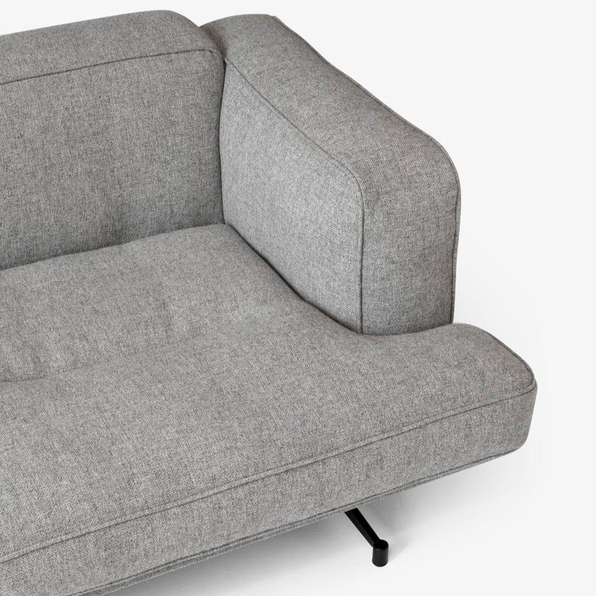 Sofa Inland 3-seter fra &tradition med svarte ben og tekstilet Hallingdal 130 (PG3)