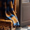 Pleddet Maxi fra Layered i varianten Fall Foliage.