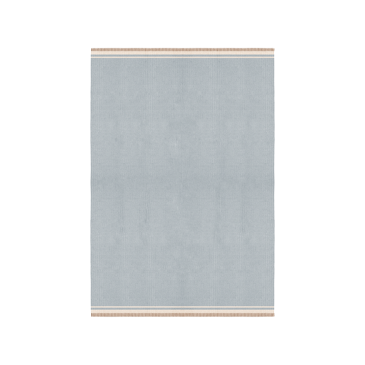 Teppe Röllakan Solid i fargen Sky Blue fra Layered.