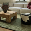 Ullteppet Classic Solid fra Layered i fargen Capulet Olive