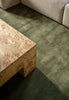 Ullteppet Classic Solid fra Layered i fargen Capulet Olive