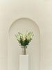 De skulpturelle vasene i serien Fountain Vase fra Louise Roe blir et vakkert blikkfang i ethvert rom de plasseres i. 