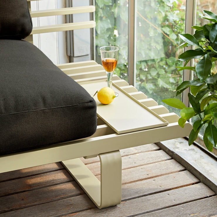 Sofa Outdoor Aluminium Lounge i fargen Olive.
