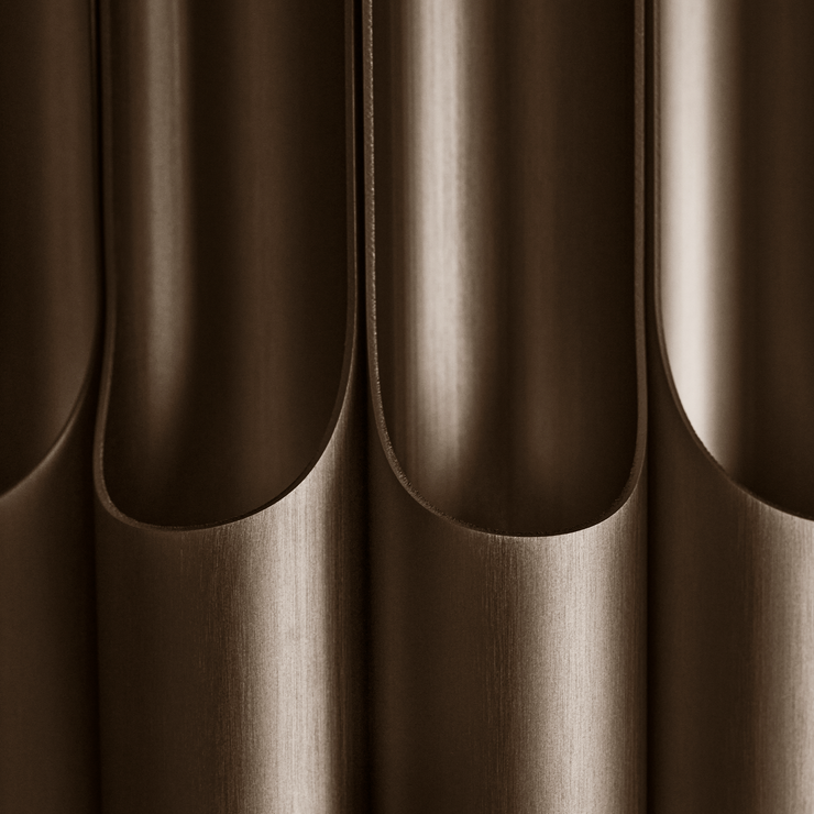 Taklampe Pan 190 i gyllenbrun aluminium fra Lyfa.