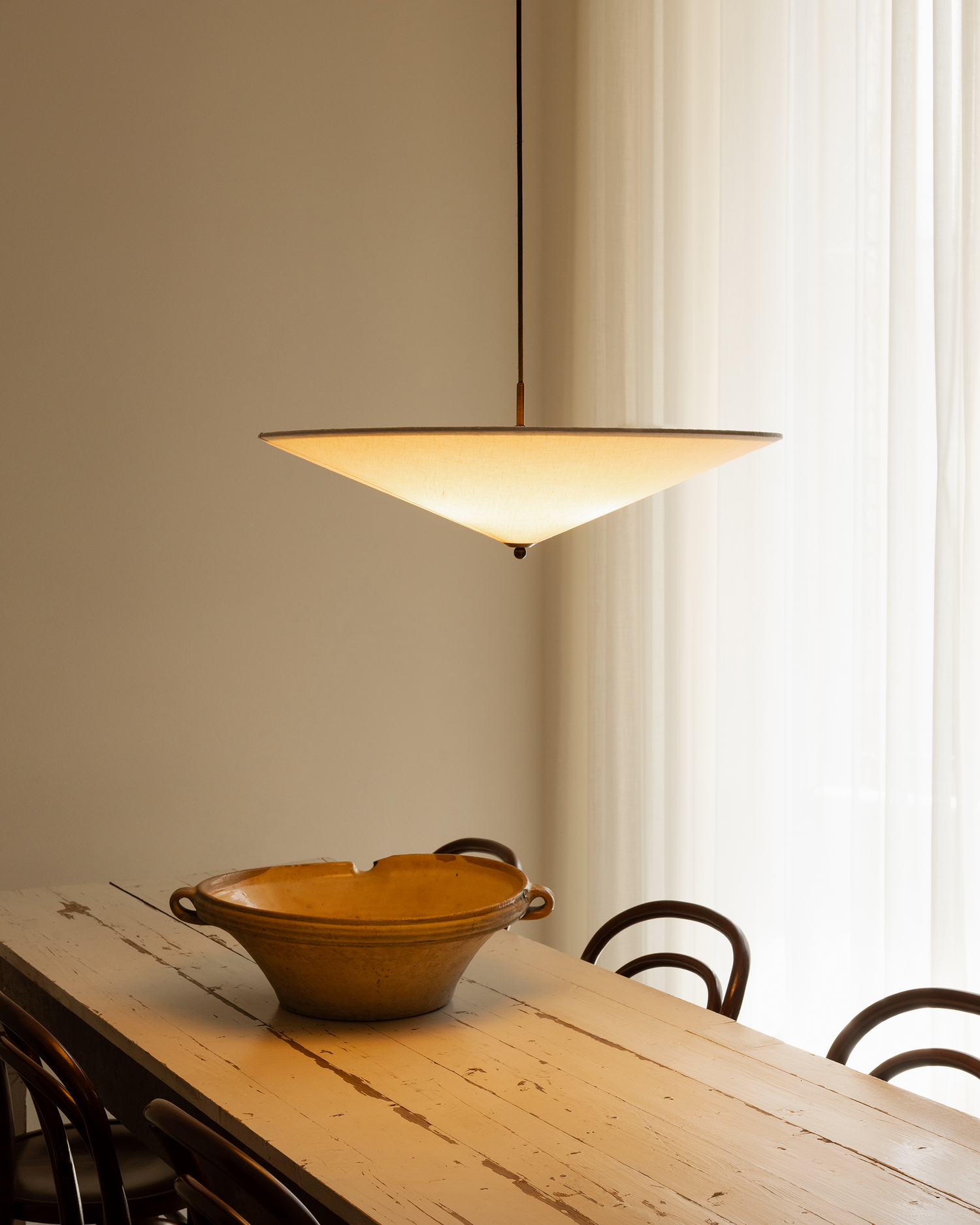 Taklampe Futé 600 fra Lyfa.