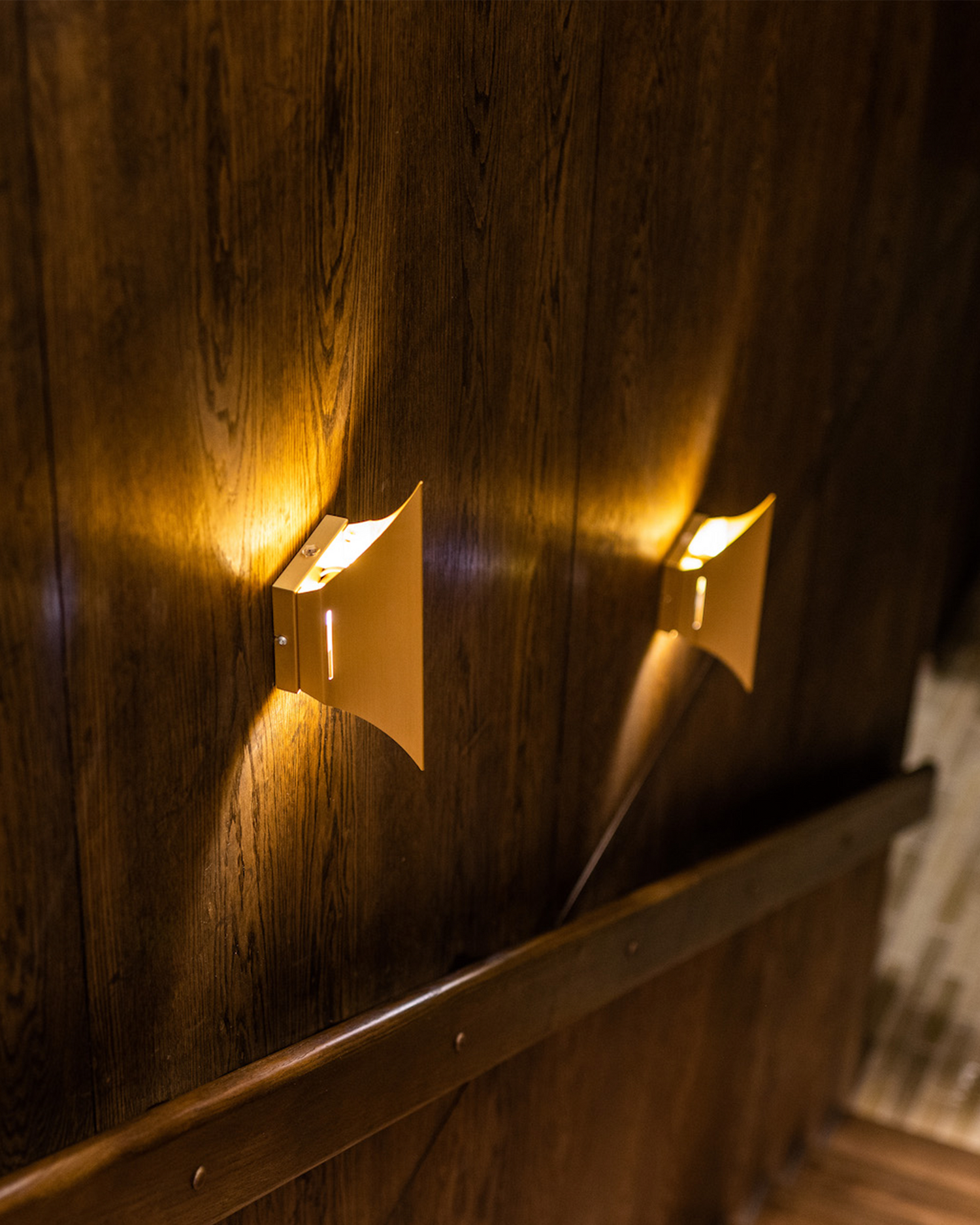 Vegglampen Gothic I fra Lyfa.