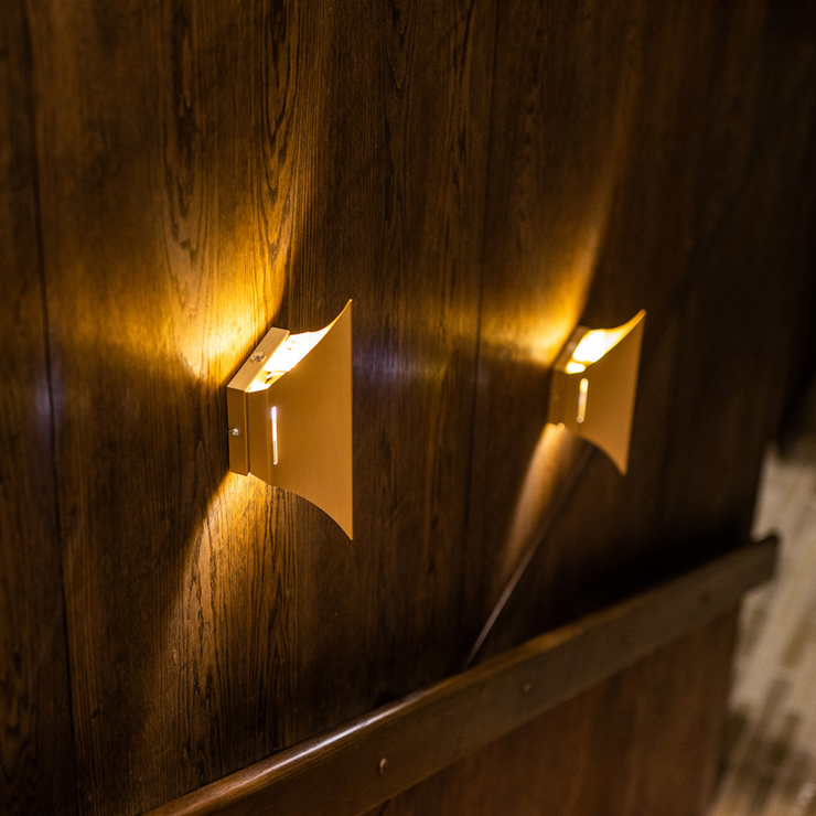 Vegglampen Gothic I fra Lyfa.