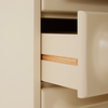 Skuffeseksjonen Space Drawer Cabinet i fargen Cream.