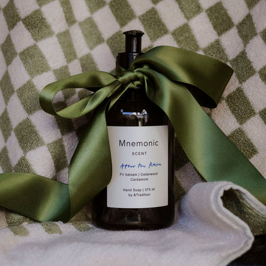 Gavepakke Håndsåpe Mnemonic + Håndkle Damier (må hentes)