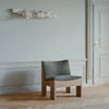 Loungestol Tenon fra New Works i eik (Natural Oak). Stolen kan bestilles i flere tekstiler. Send oss en mail til hello@oslodeco.no om du vil vite mer.