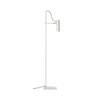 Gulvlampen Nomad fra Rubn i kombinasjonen silk grey / brass.