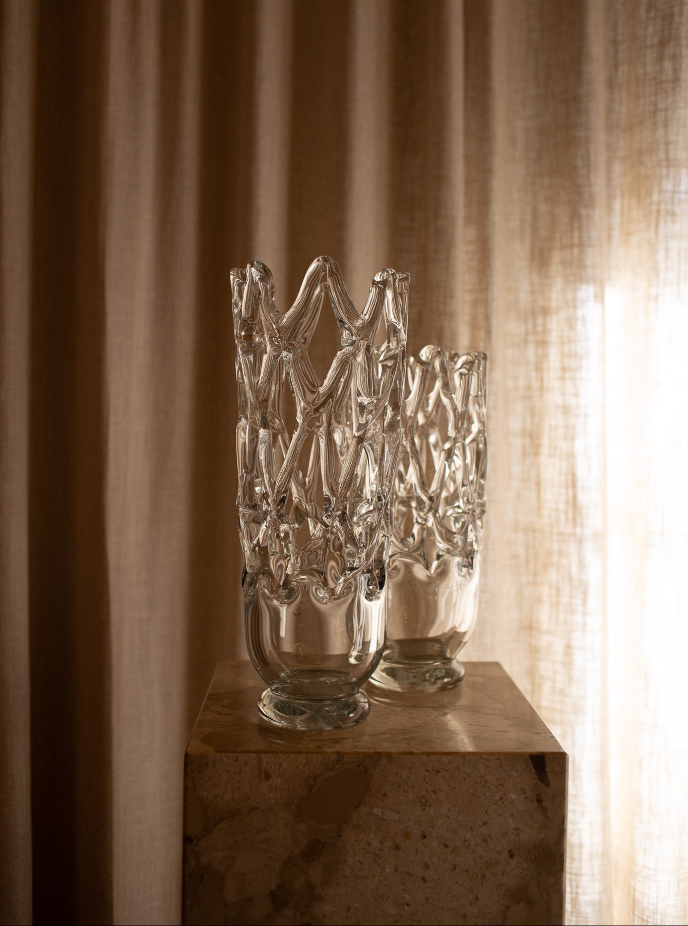 Vasen Timantti kommer i to størrelser – velg mellom liten eller stor.