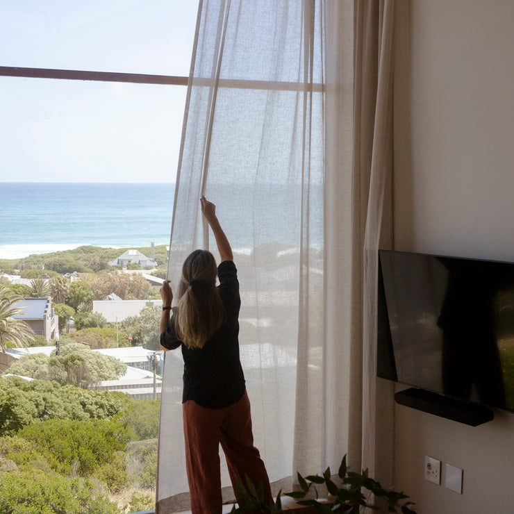 Tynne lingardiner fra Gotain i OsloDeco-Idas sommerhus, farge Sand