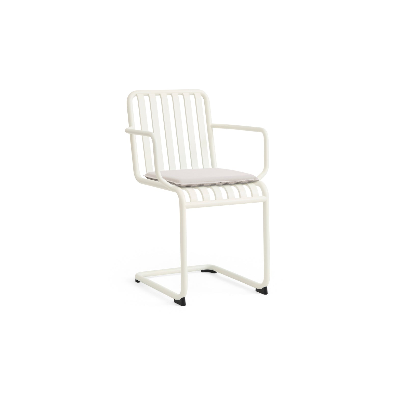 Spisestol Palissade Cantilever Armchair (med armlene) fra Hay i fargen Cream White / kremhvit