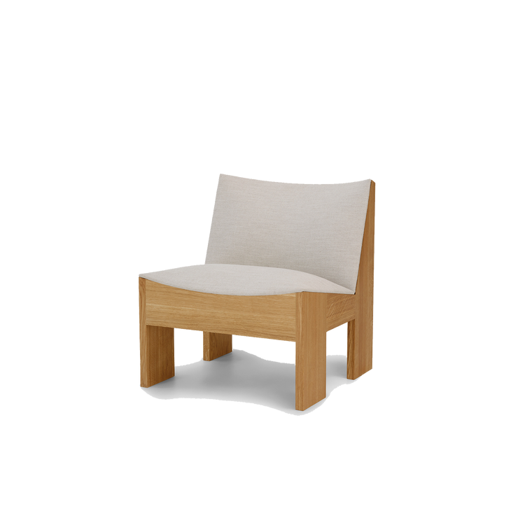 Loungestol Tenon fra New Works i eik og beige linblanding (Natural Oak, Romo Ruskin Quill).