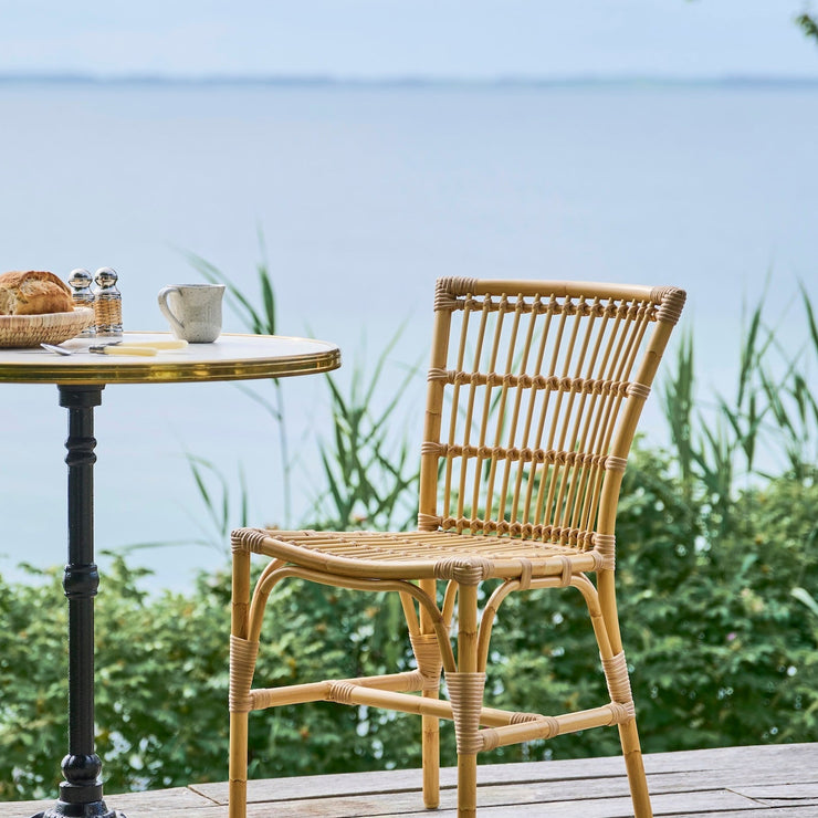 Vakker klassisk spisestol til uteplassen: Utestol Elisabeth Dining Chair fra Sika Design