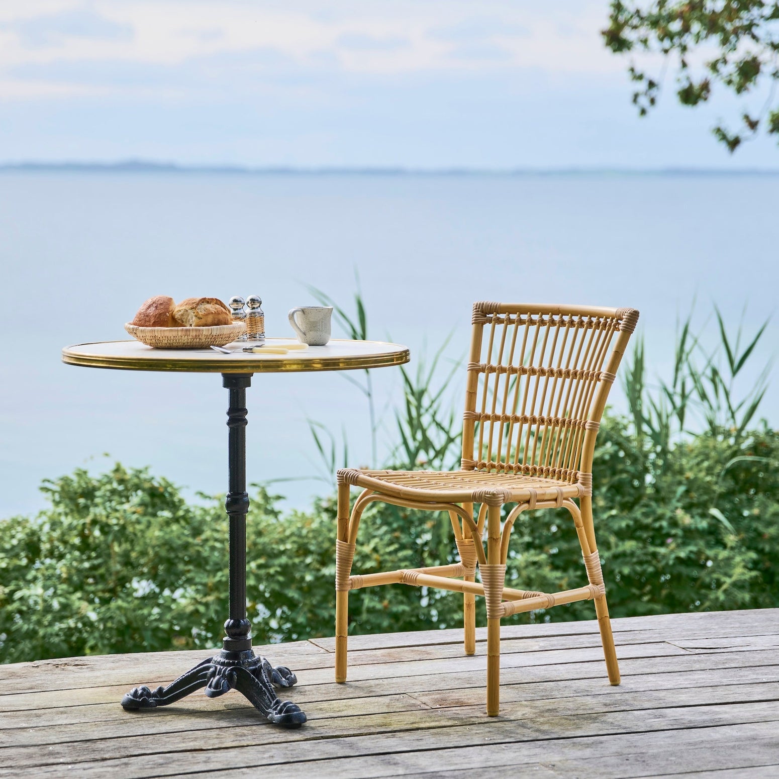 Vakker klassisk spisestol til uteplassen: Utestol Elisabeth Dining Chair fra Sika Design